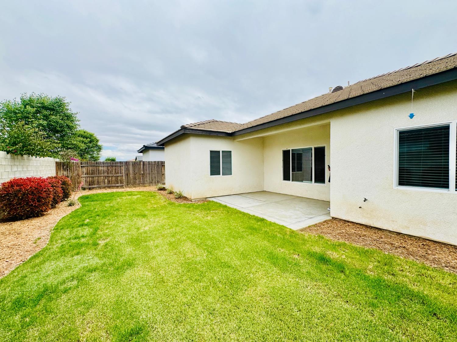 8504 Kowa St, Bakersfield, CA 93314