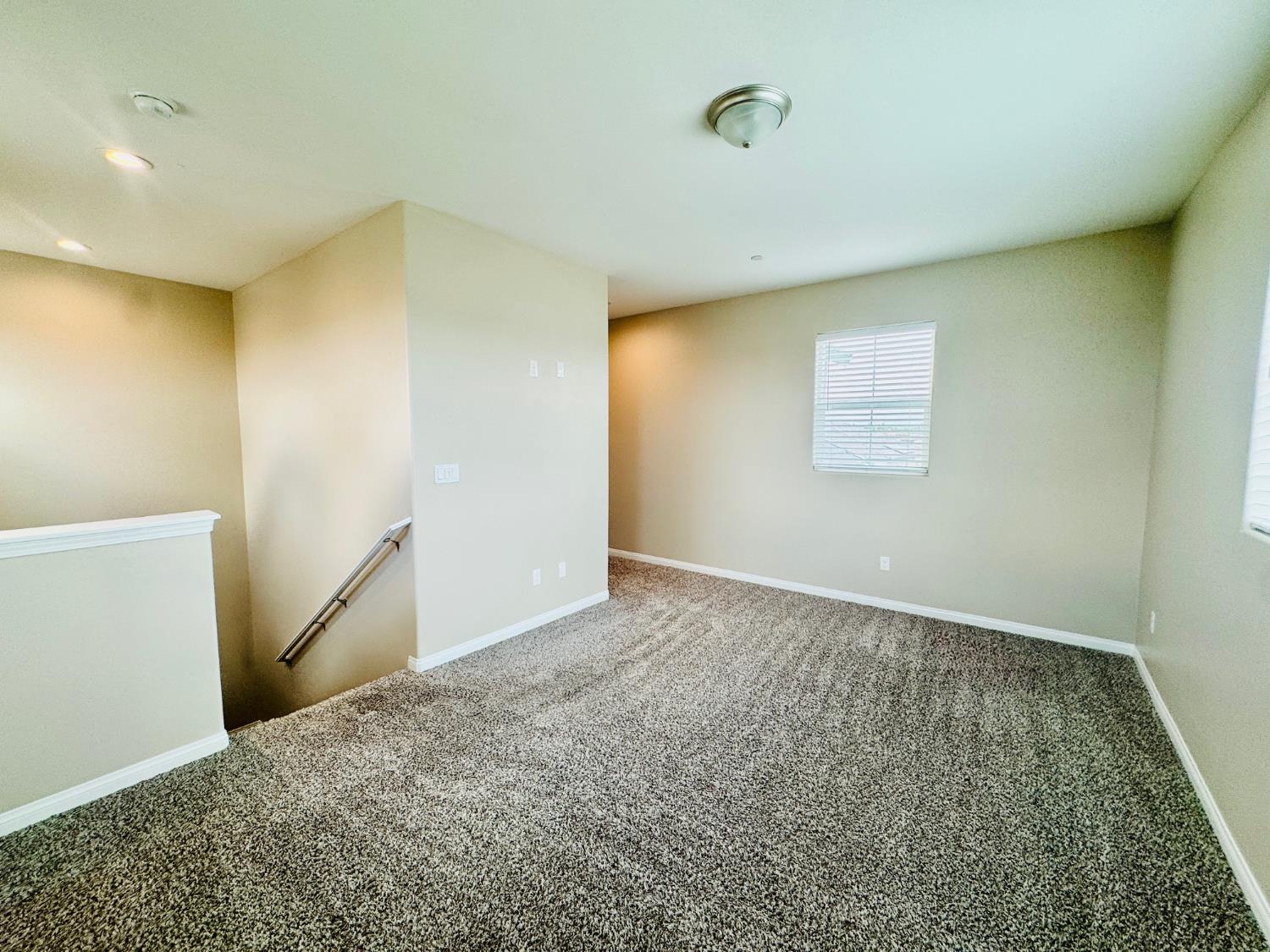 8512 Kowa St, Bakersfield, CA 93314