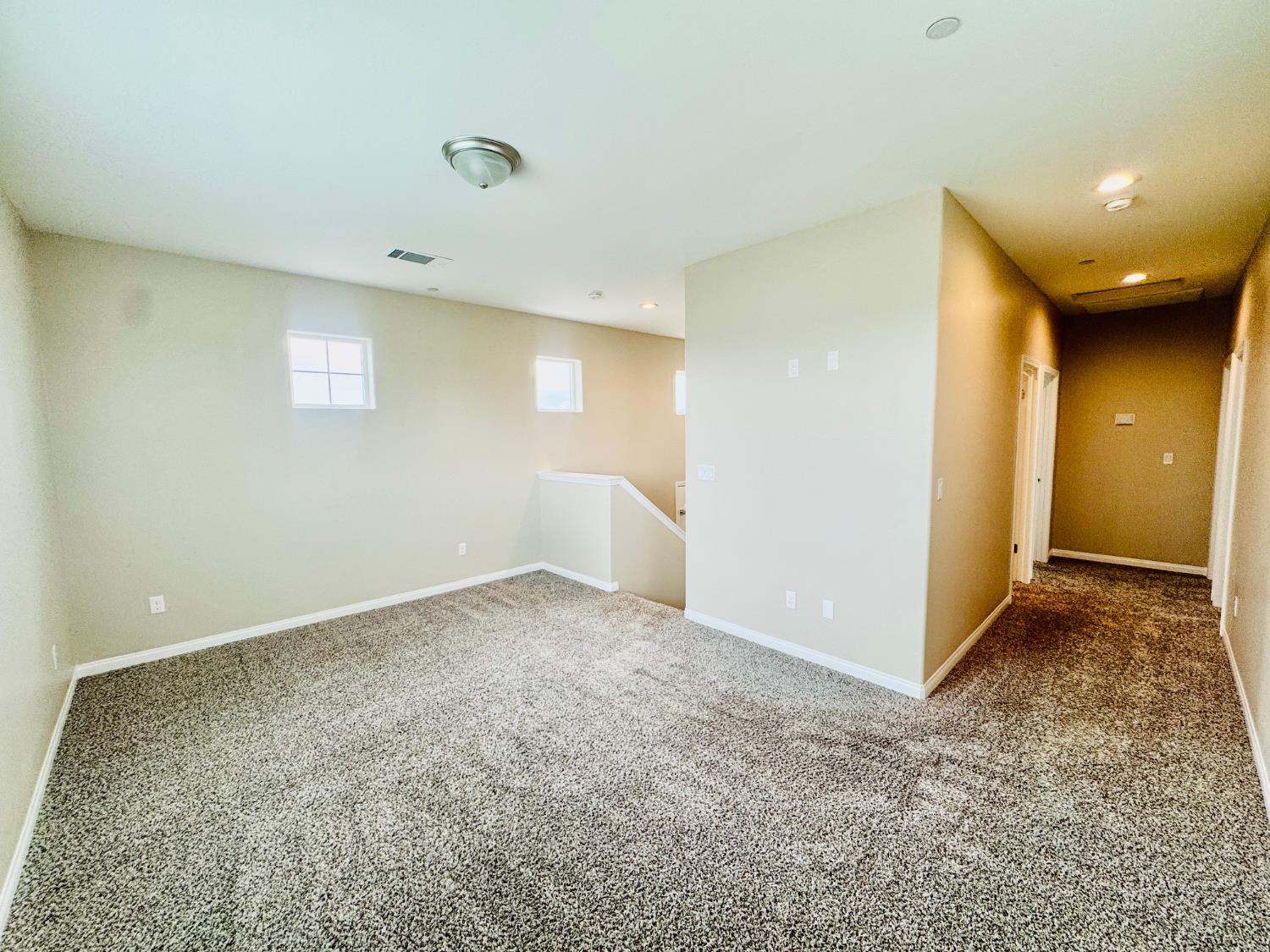 8512 Kowa St, Bakersfield, CA 93314