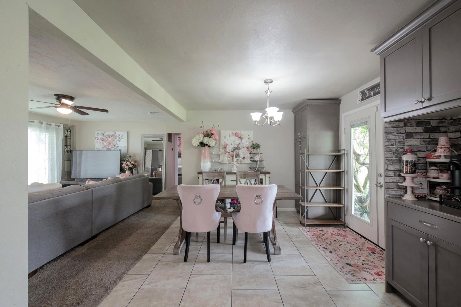 814 W Vassar Ave, Fresno, CA 93705