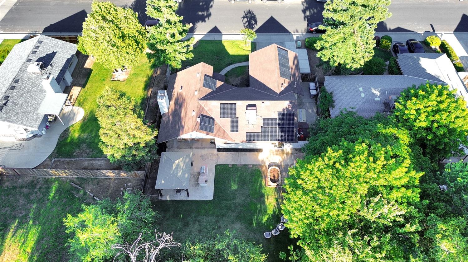 42 McKelvy Ave, Clovis, CA 93611