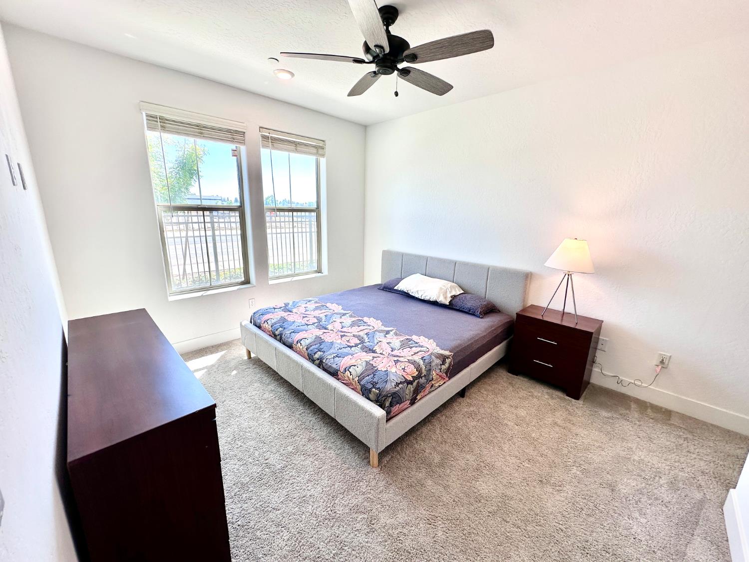 478 Mahogany Ln, Clovis, CA 93611