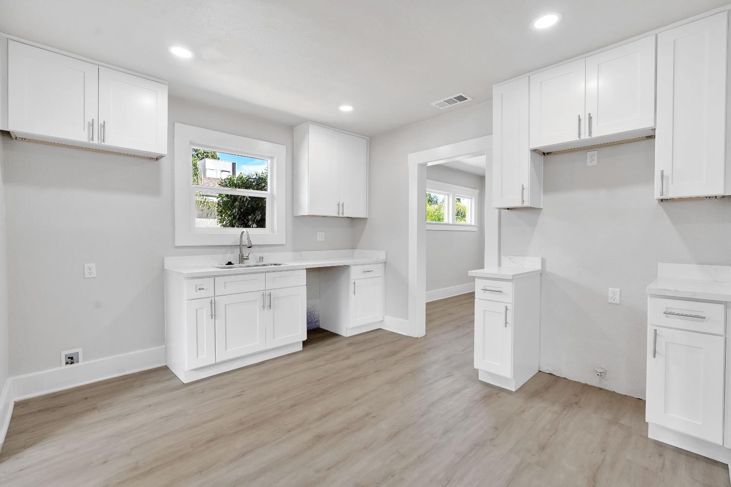 3935 E Balch Ave, Fresno, CA 93702