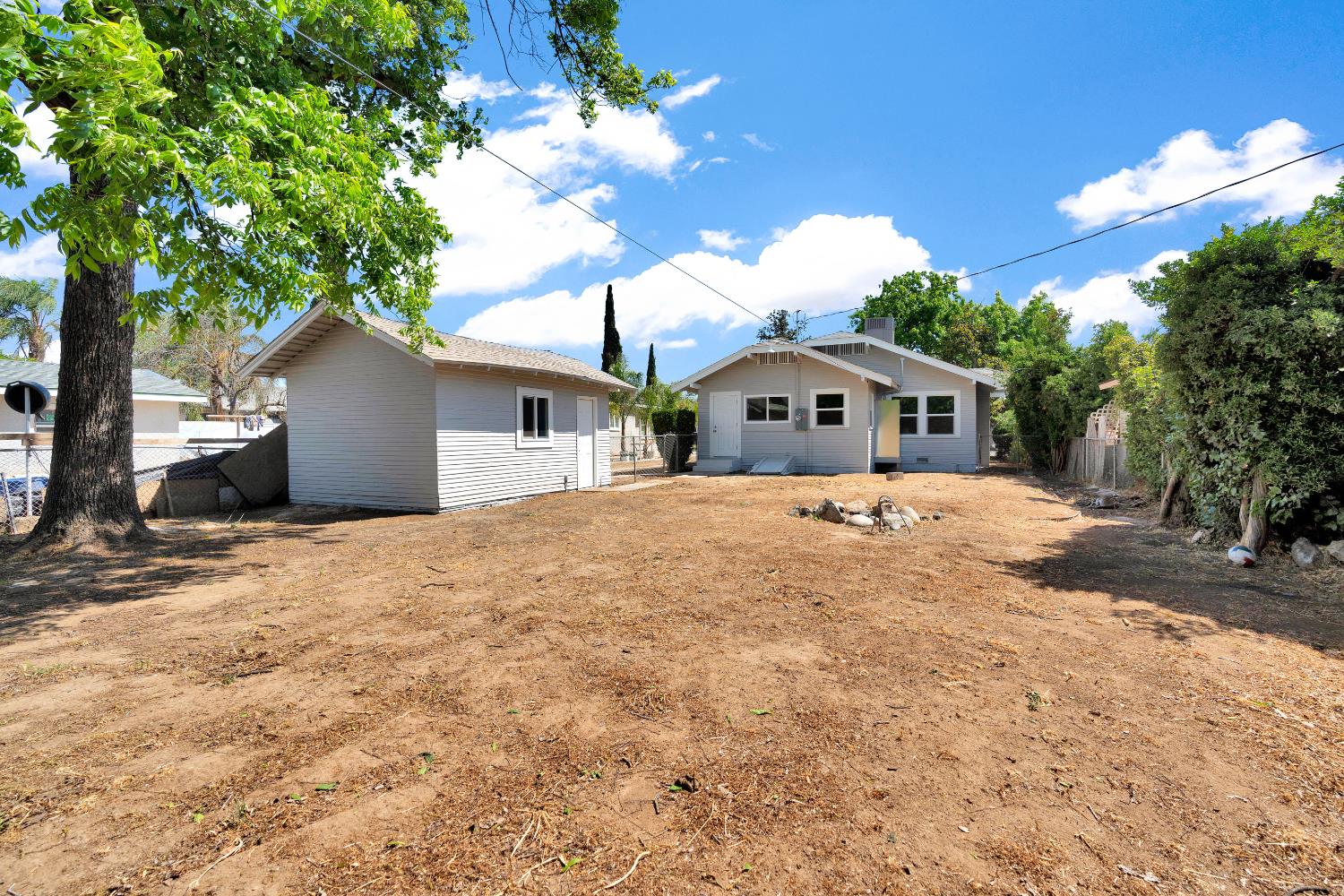 3935 E Balch Ave, Fresno, CA 93702