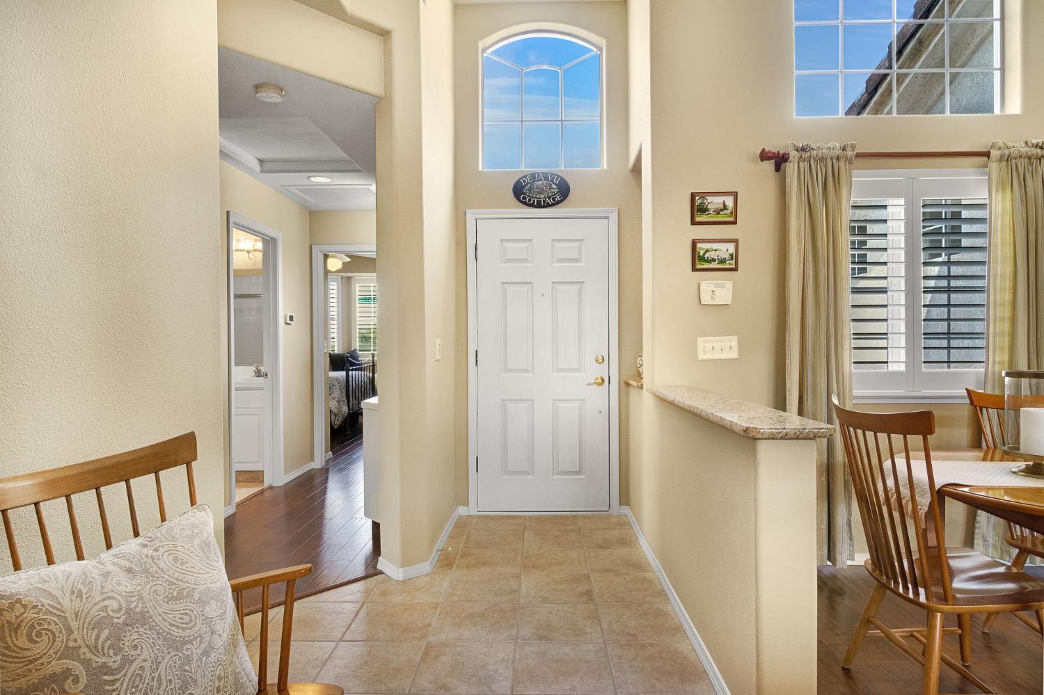6074 W El Paso Ave, Fresno, CA 93722