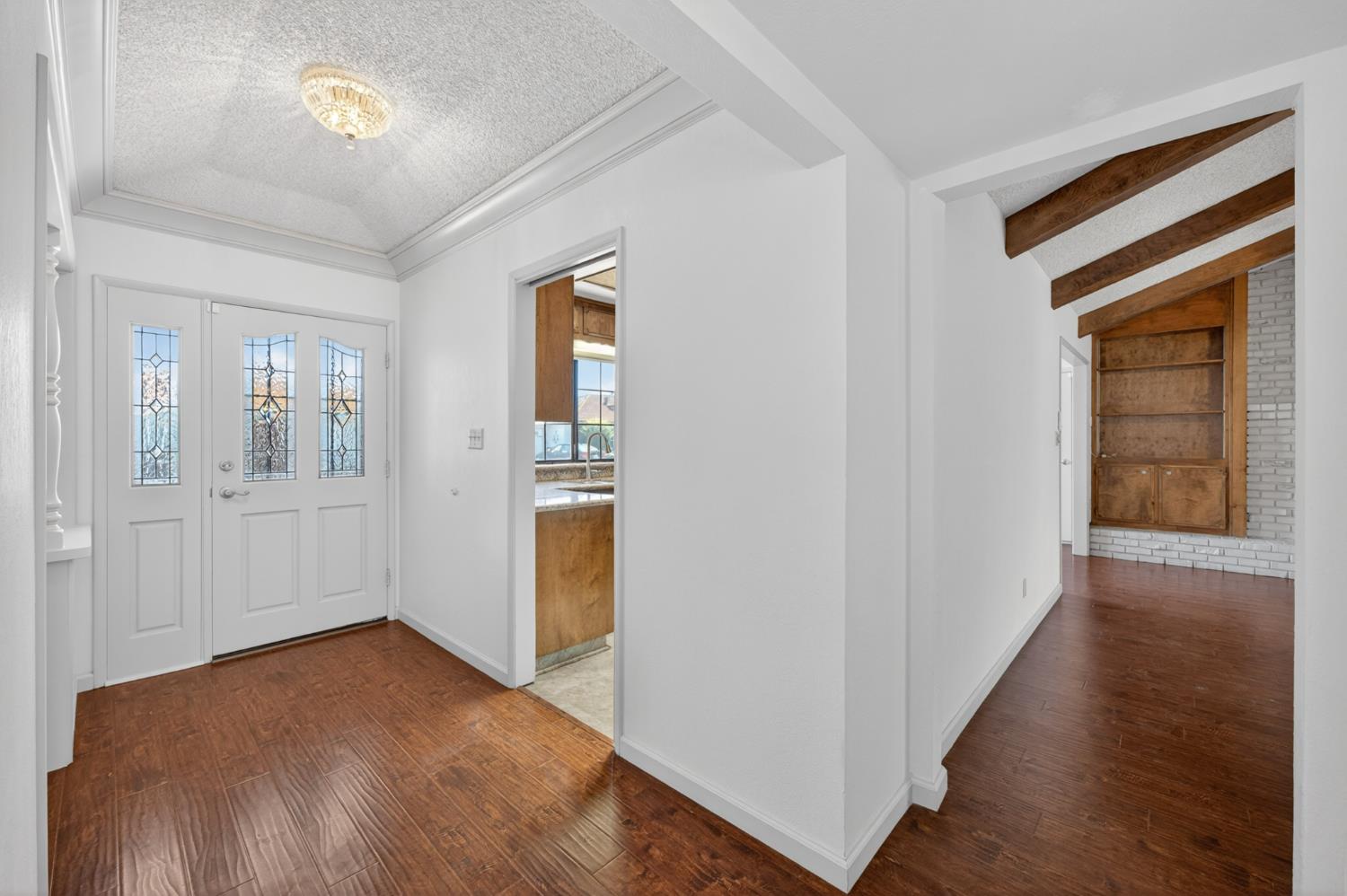 938 E Goshen Ave, Fresno, CA 93720