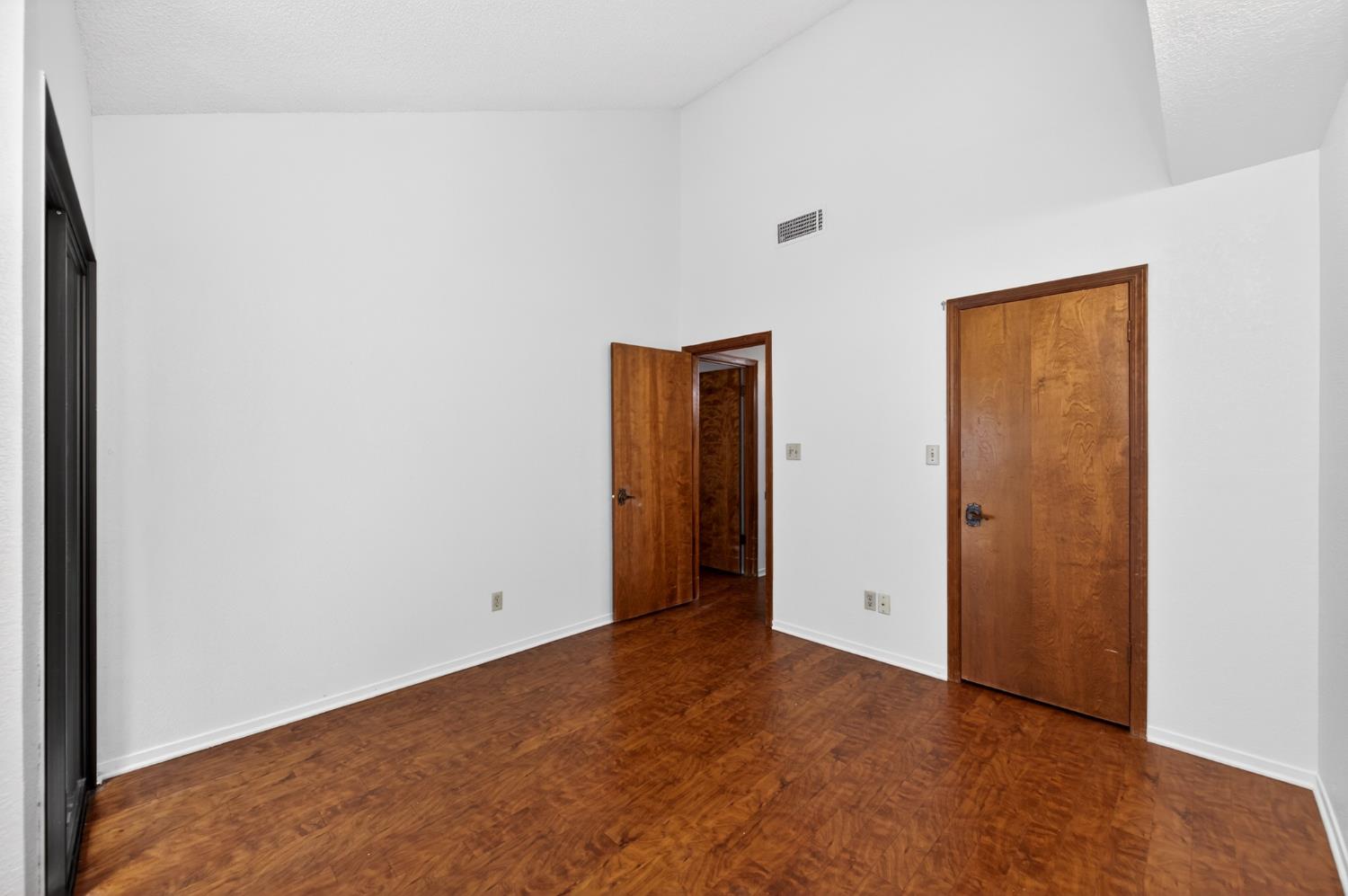 2803 W Celeste Ave #4, Fresno, CA 93711