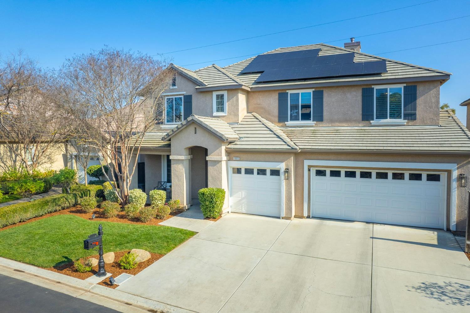4686 N Arrow Ridge Way, Clovis, CA 93619
