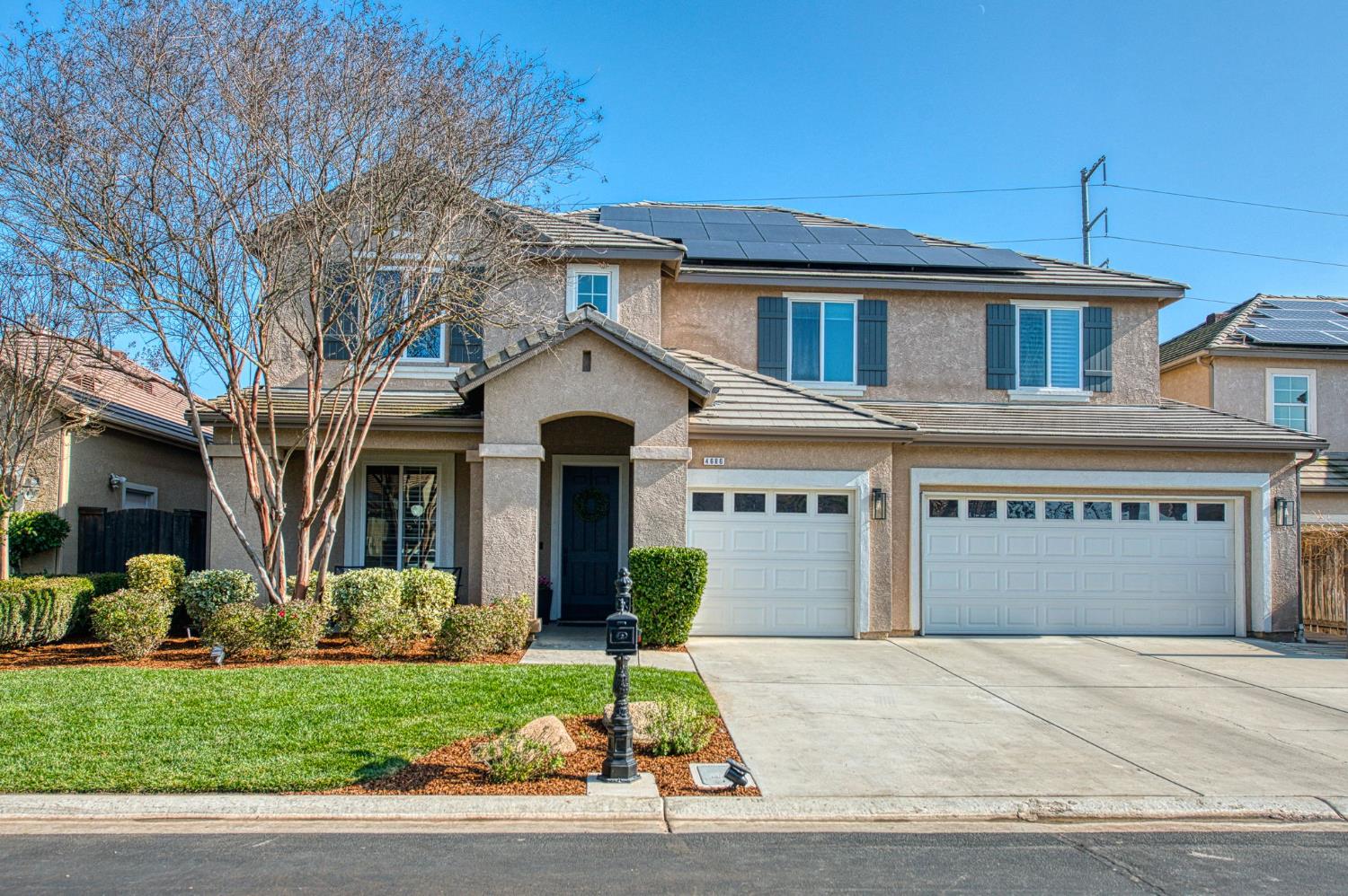 4686 N Arrow Ridge Way, Clovis, CA 93619
