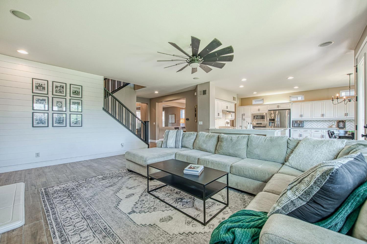 4686 N Arrow Ridge Way, Clovis, CA 93619