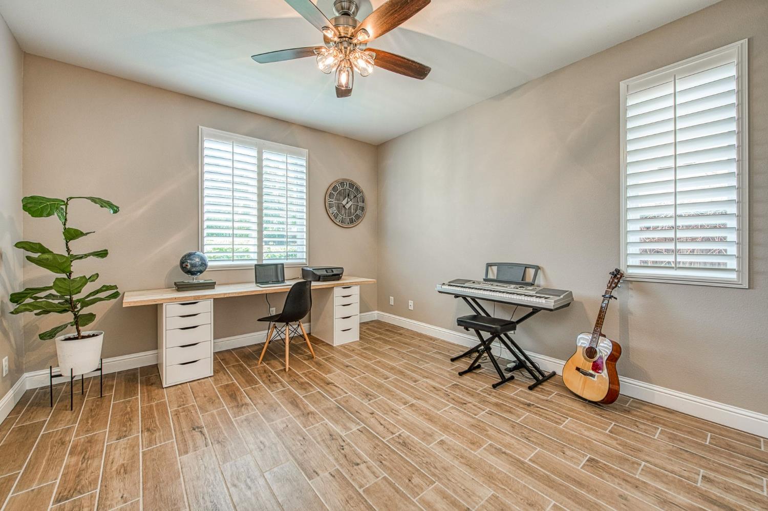 4686 N Arrow Ridge Way, Clovis, CA 93619