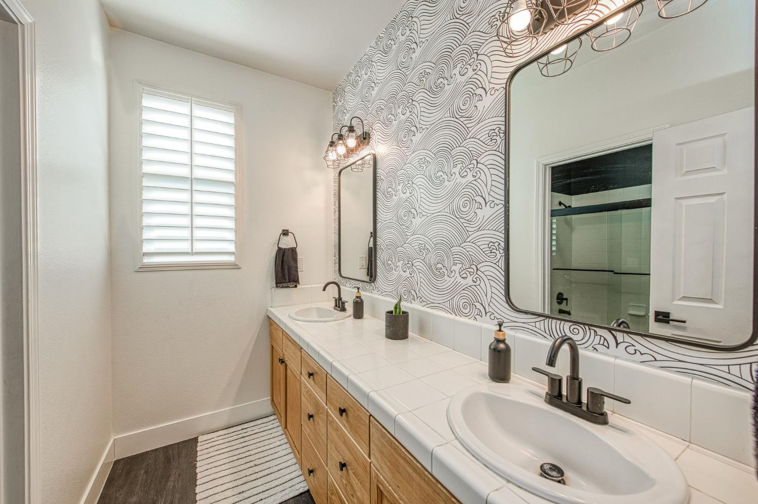 4686 N Arrow Ridge Way, Clovis, CA 93619