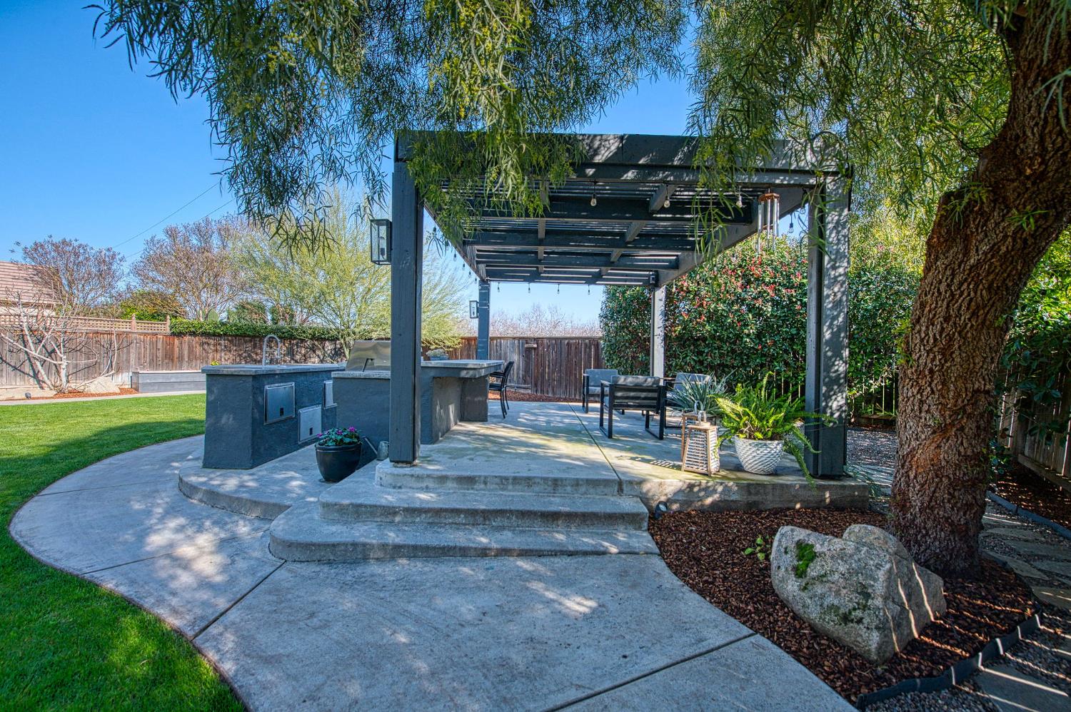 4686 N Arrow Ridge Way, Clovis, CA 93619