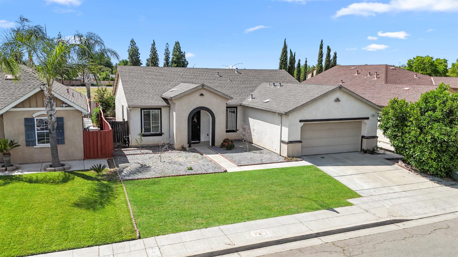 2312 S Bush Ave, Fresno, CA 93727