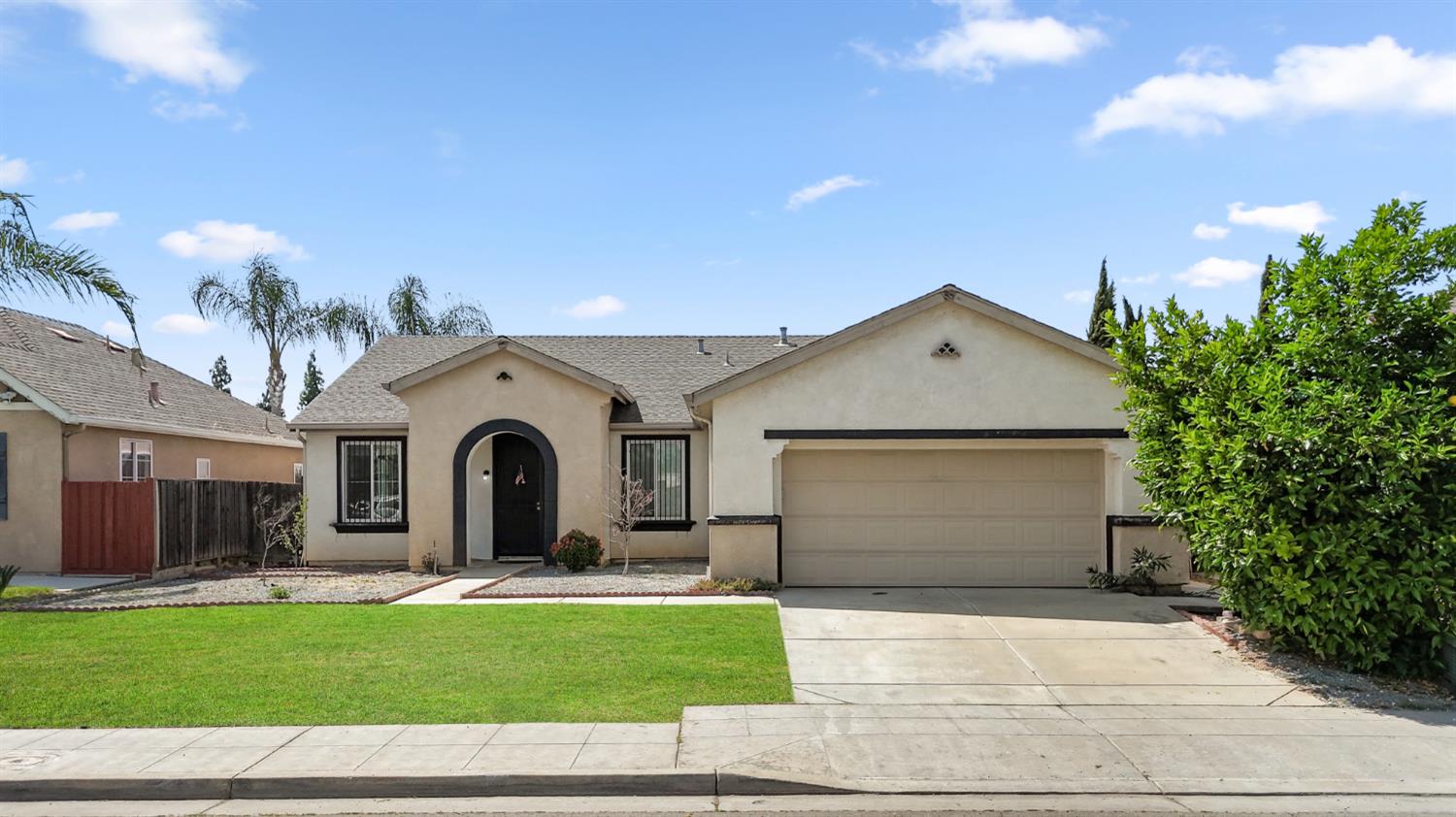 2312 S Bush Ave, Fresno, CA 93727
