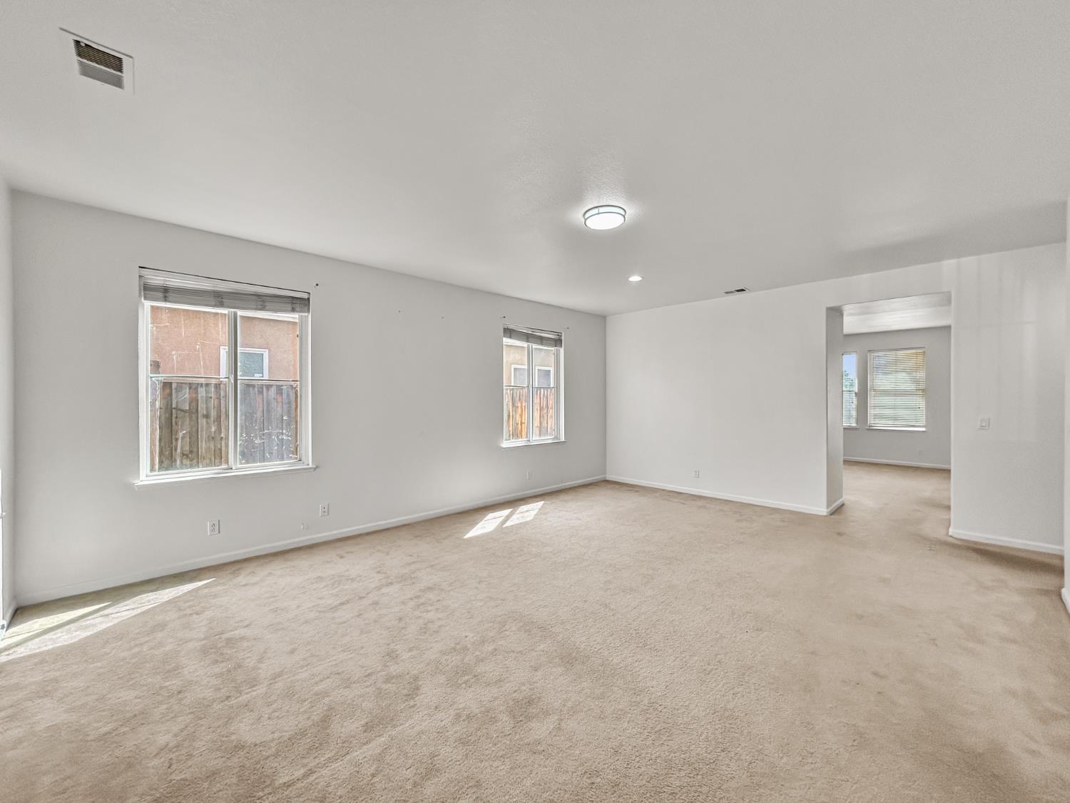 2312 S Bush Ave, Fresno, CA 93727