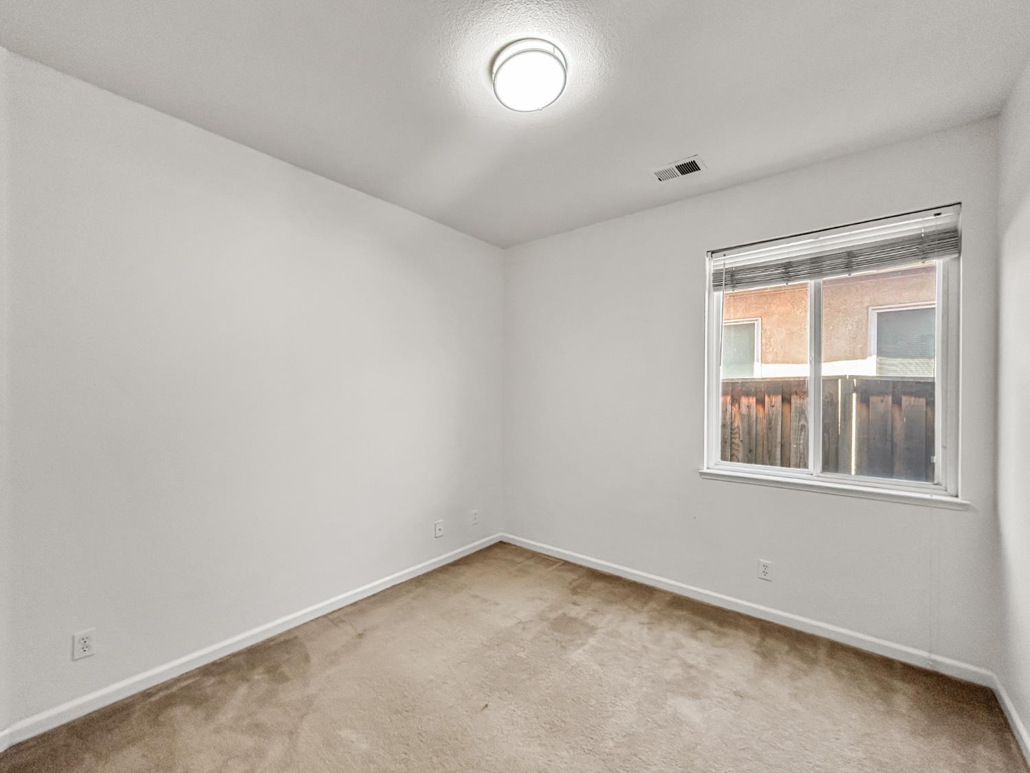 2312 S Bush Ave, Fresno, CA 93727