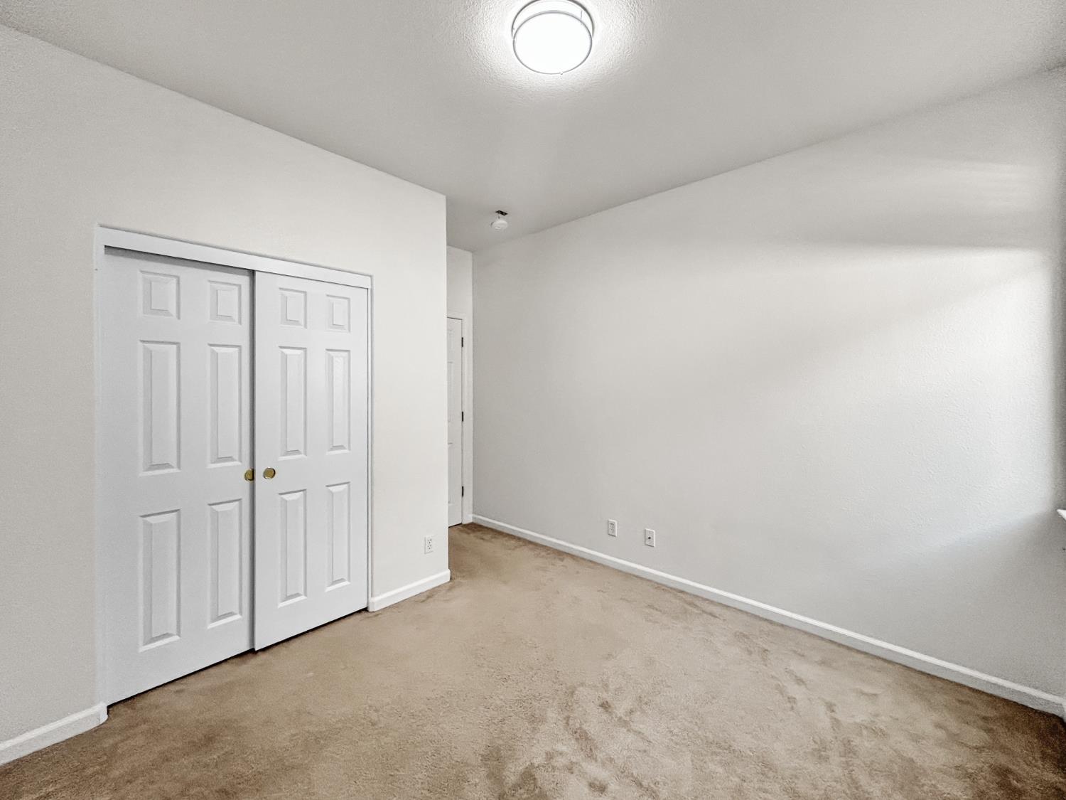 2312 S Bush Ave, Fresno, CA 93727