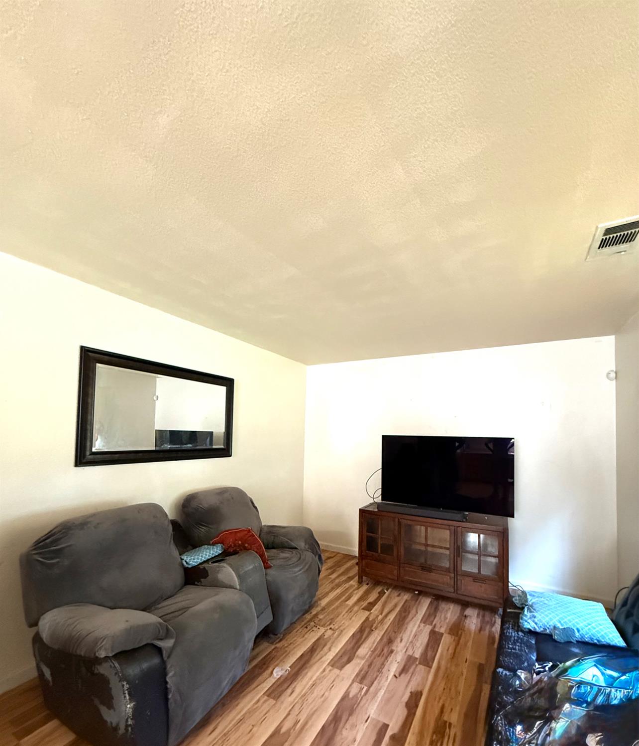 2034 McPherson Ave, Dos Palos, CA 93620