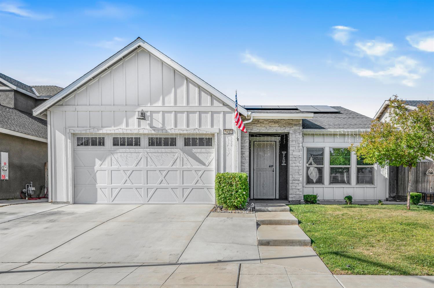 5432 W Lamona Ave, Fresno, CA 93722