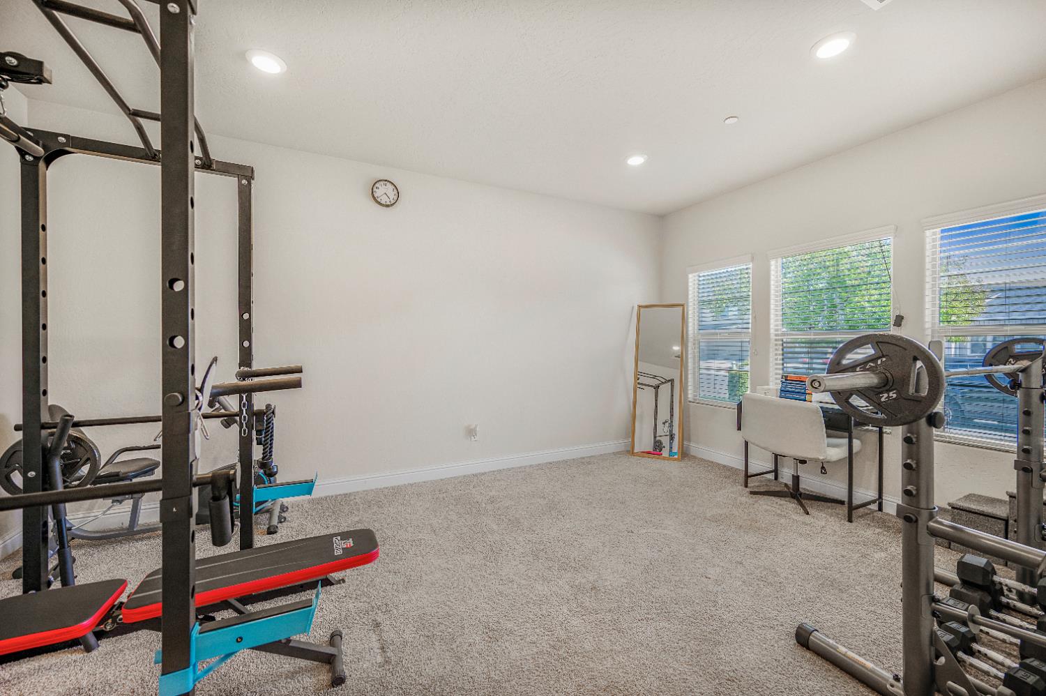 5432 W Lamona Ave, Fresno, CA 93722