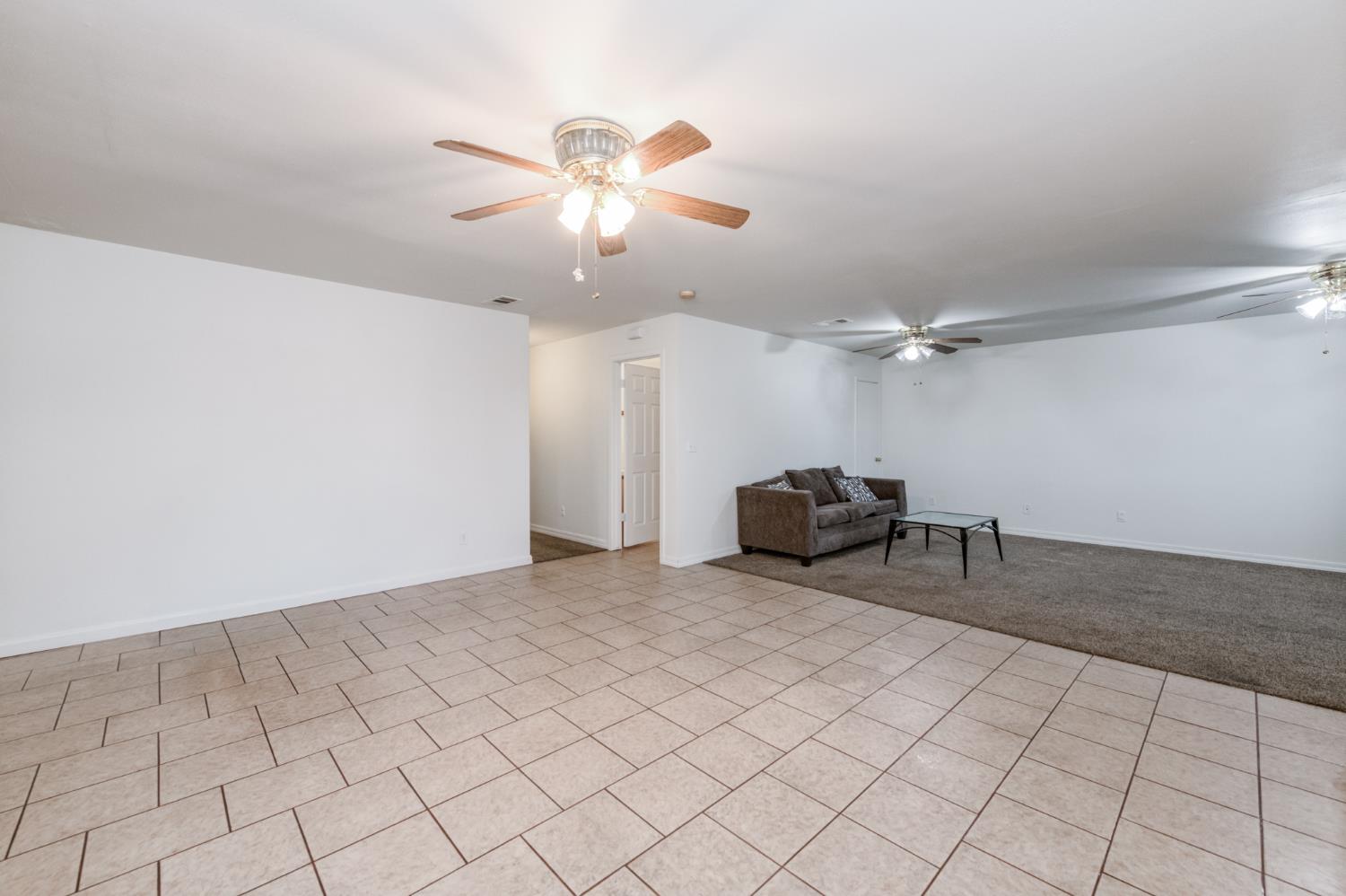 4527 E Cortland Ave, Fresno, CA 93726