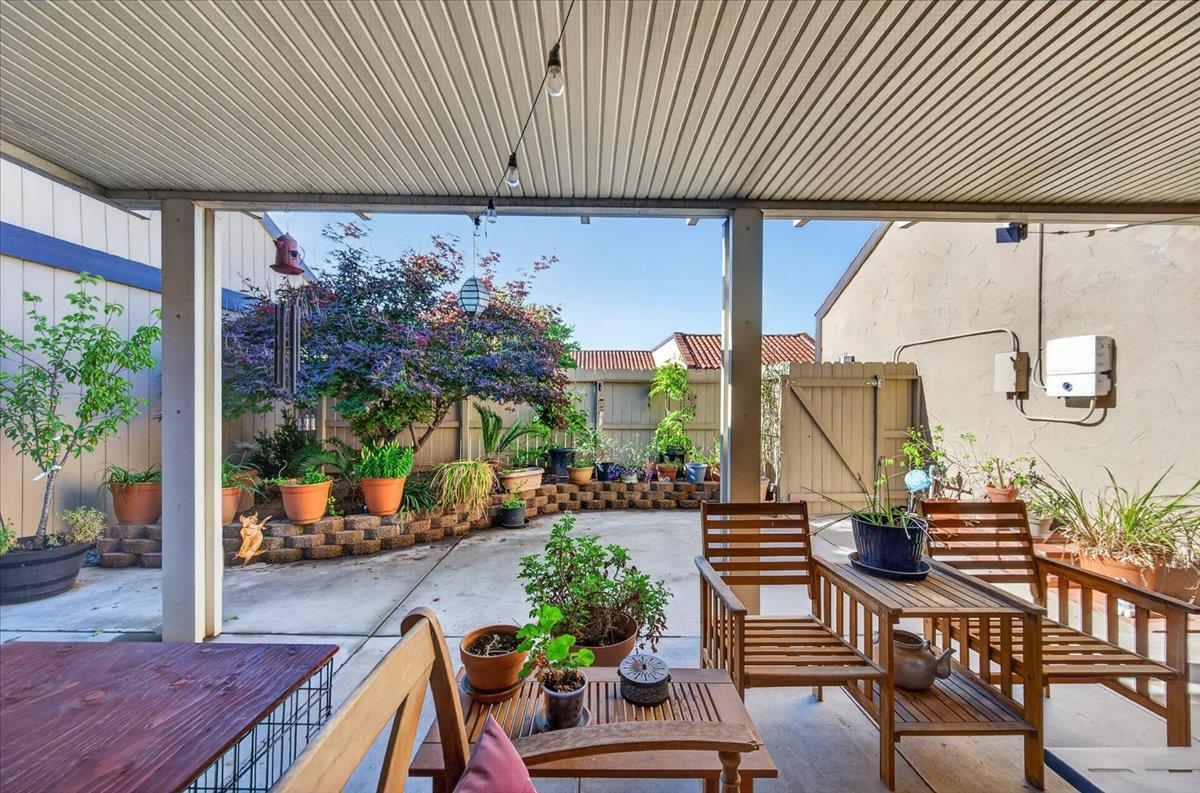 1767 W Santa Ana Ave, Fresno, CA 93705