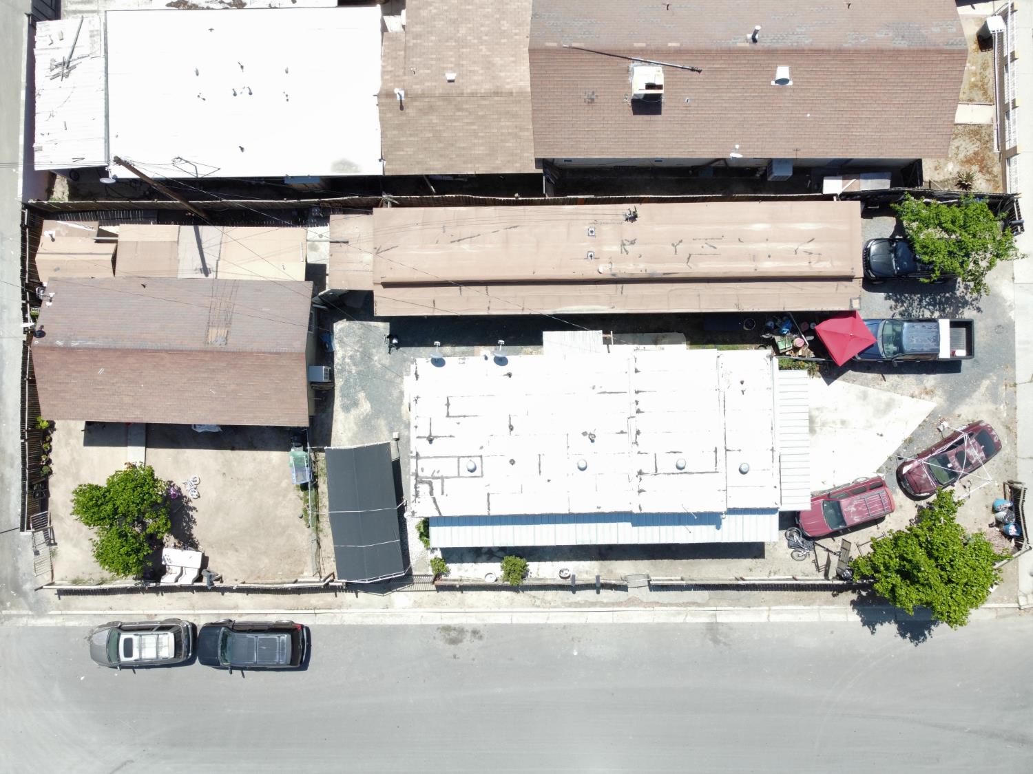 608 7th Ave, Delano, CA 93215