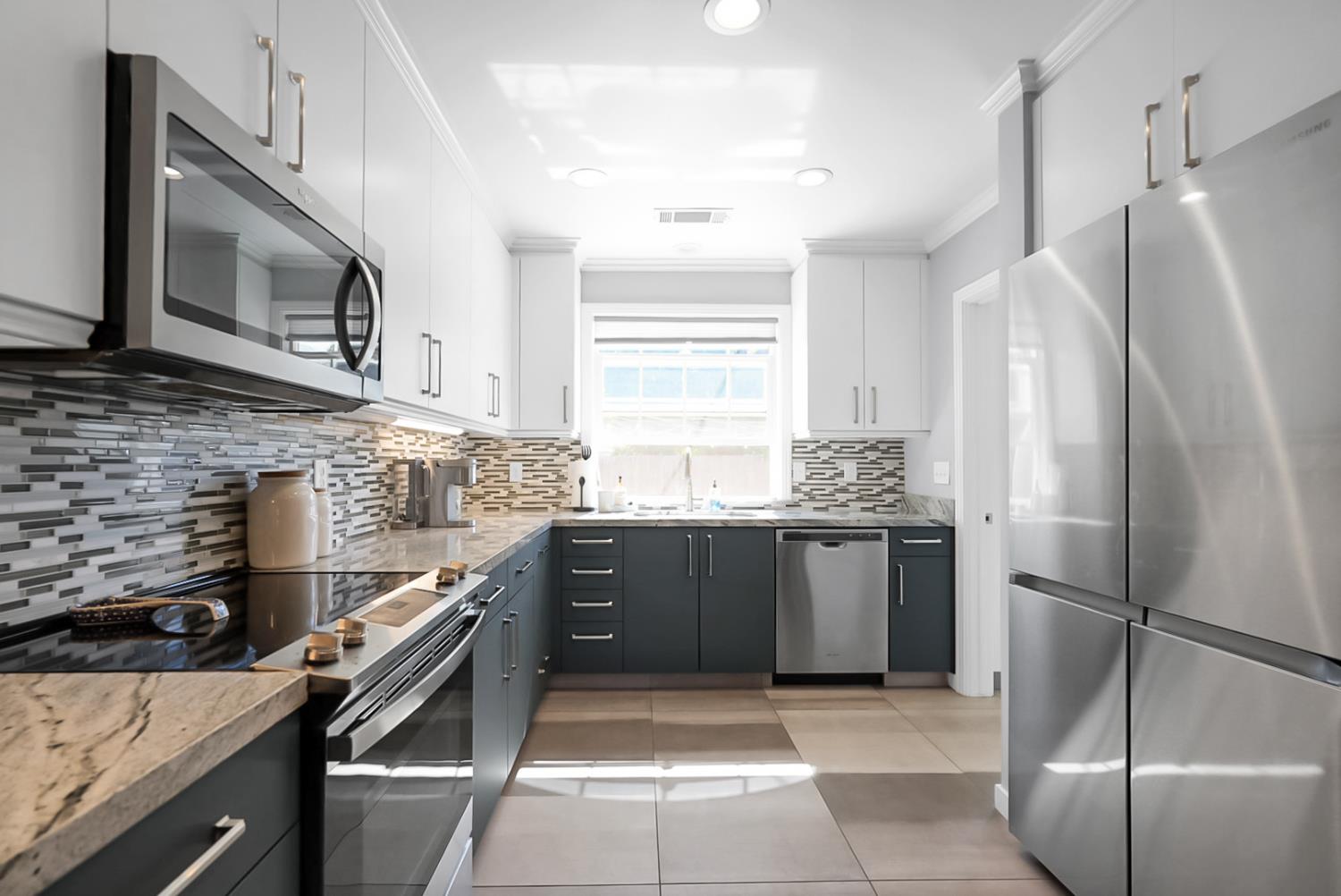 1820 Orchard Ln, Merced, CA 93540