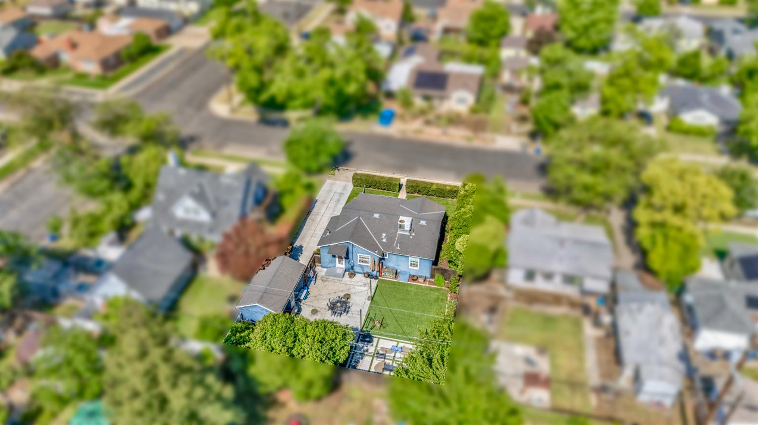 1820 Orchard Ln, Merced, CA 93540