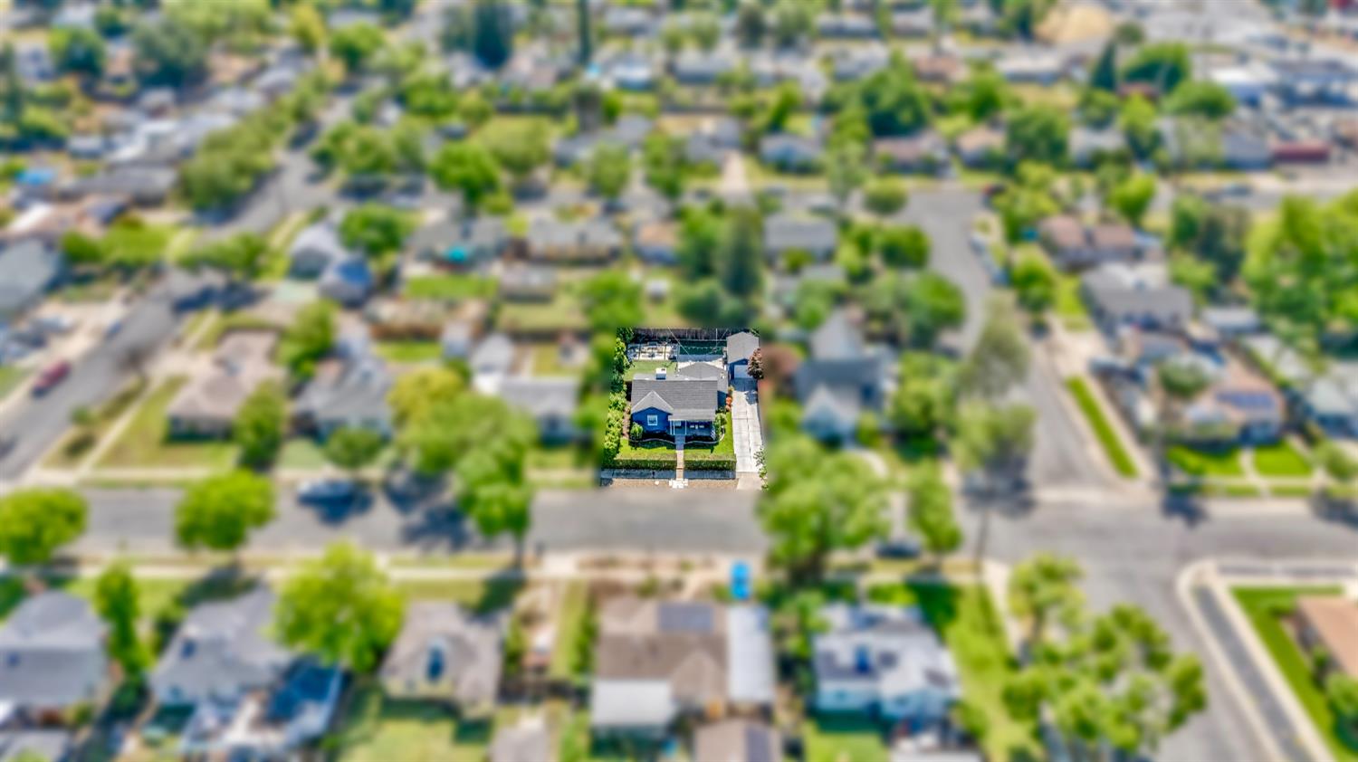 1820 Orchard Ln, Merced, CA 93540