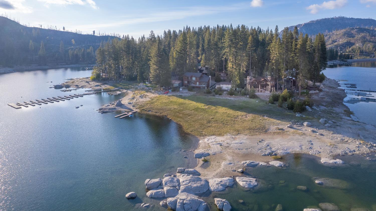 44483 Lakeview Ave, Shaver Lake, CA 93664