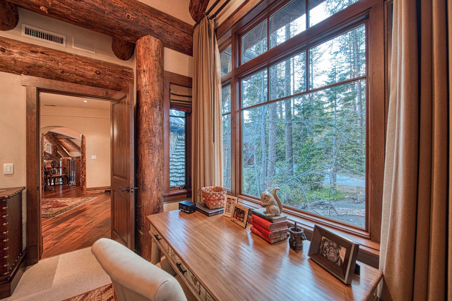 44483 Lakeview Ave, Shaver Lake, CA 93664