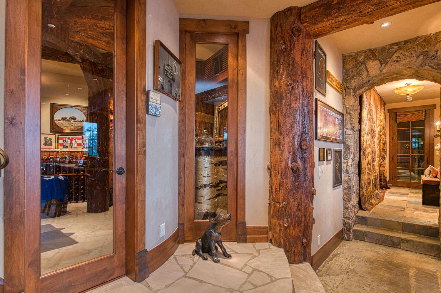 44483 Lakeview Ave, Shaver Lake, CA 93664