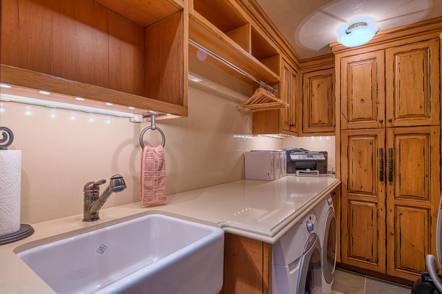 44483 Lakeview Ave, Shaver Lake, CA 93664