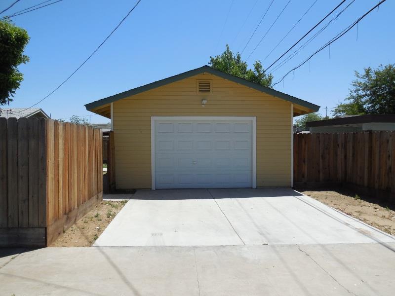 1465 N Wilson, Fresno, CA 93728
