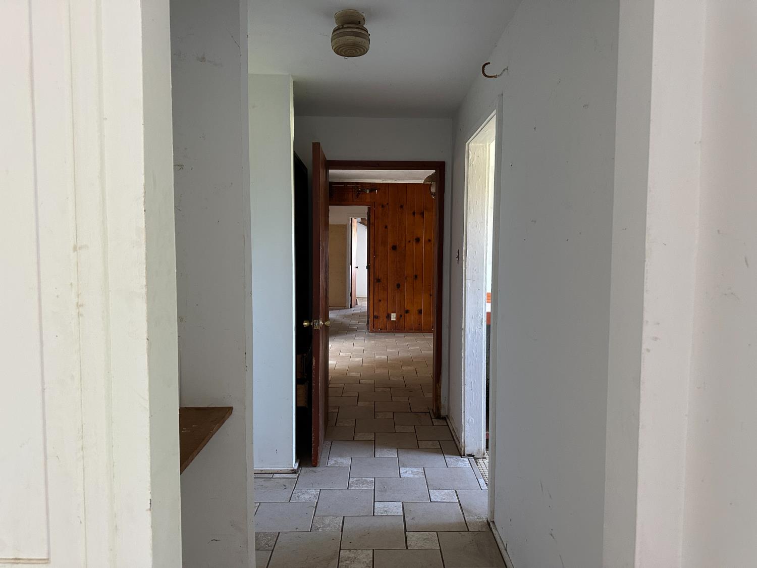 19637 E American Ave, Reedley, CA 93654