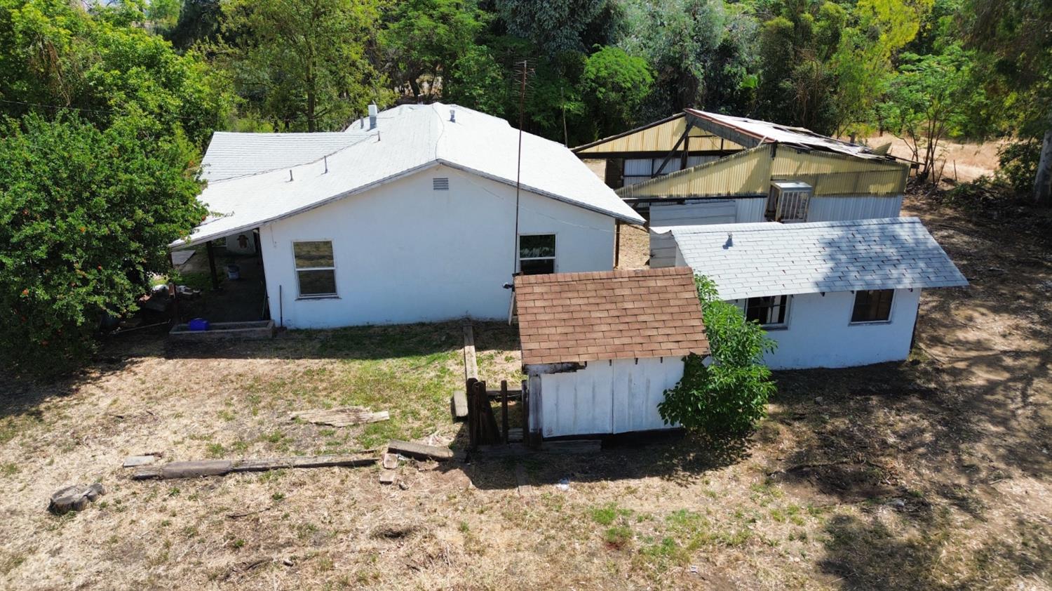 19637 E American Ave, Reedley, CA 93654