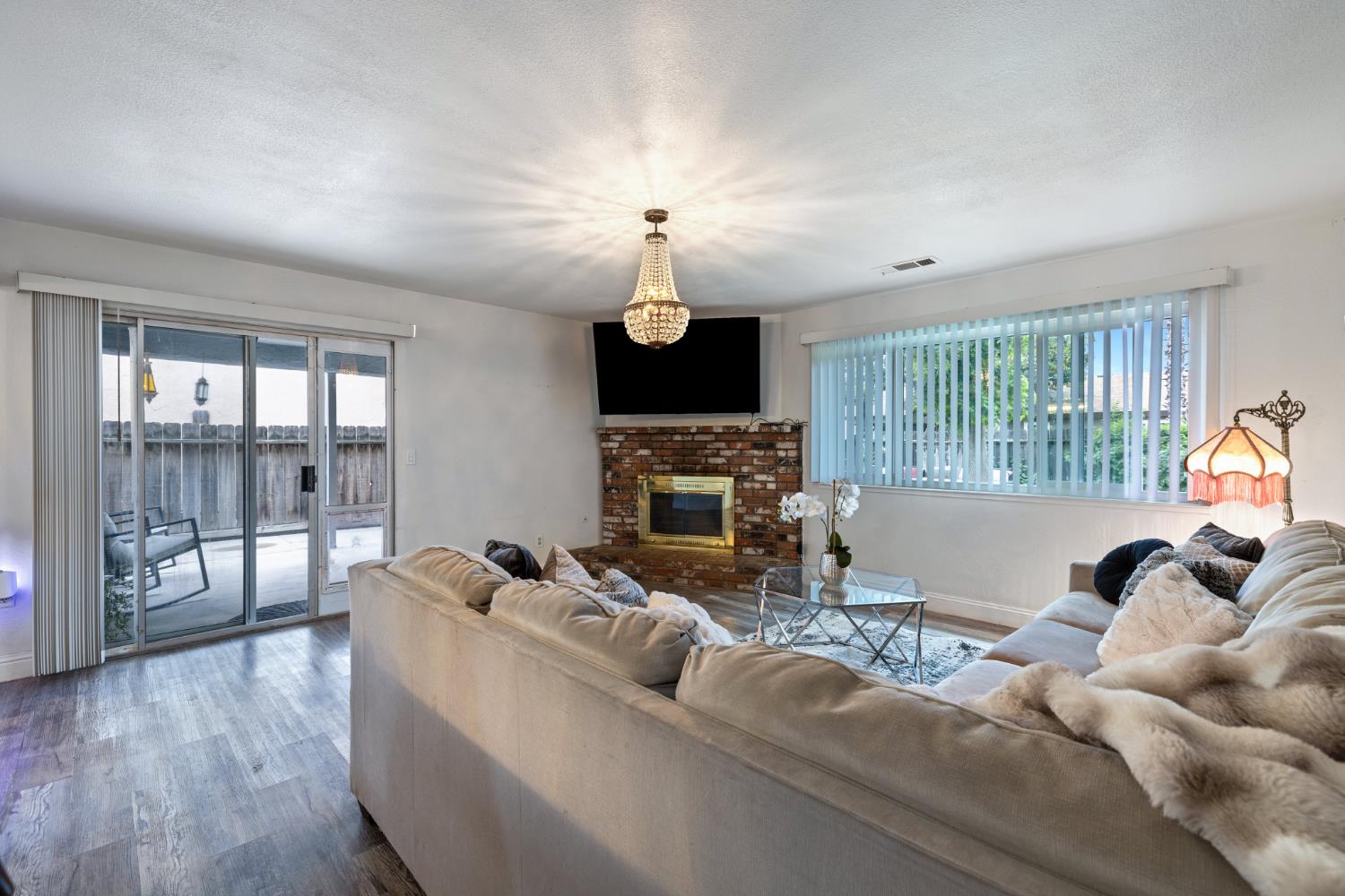 4091 N Katy Ave, Fresno, CA 93722