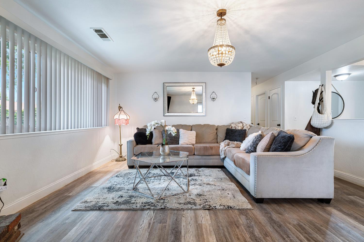 4091 N Katy Ave, Fresno, CA 93722