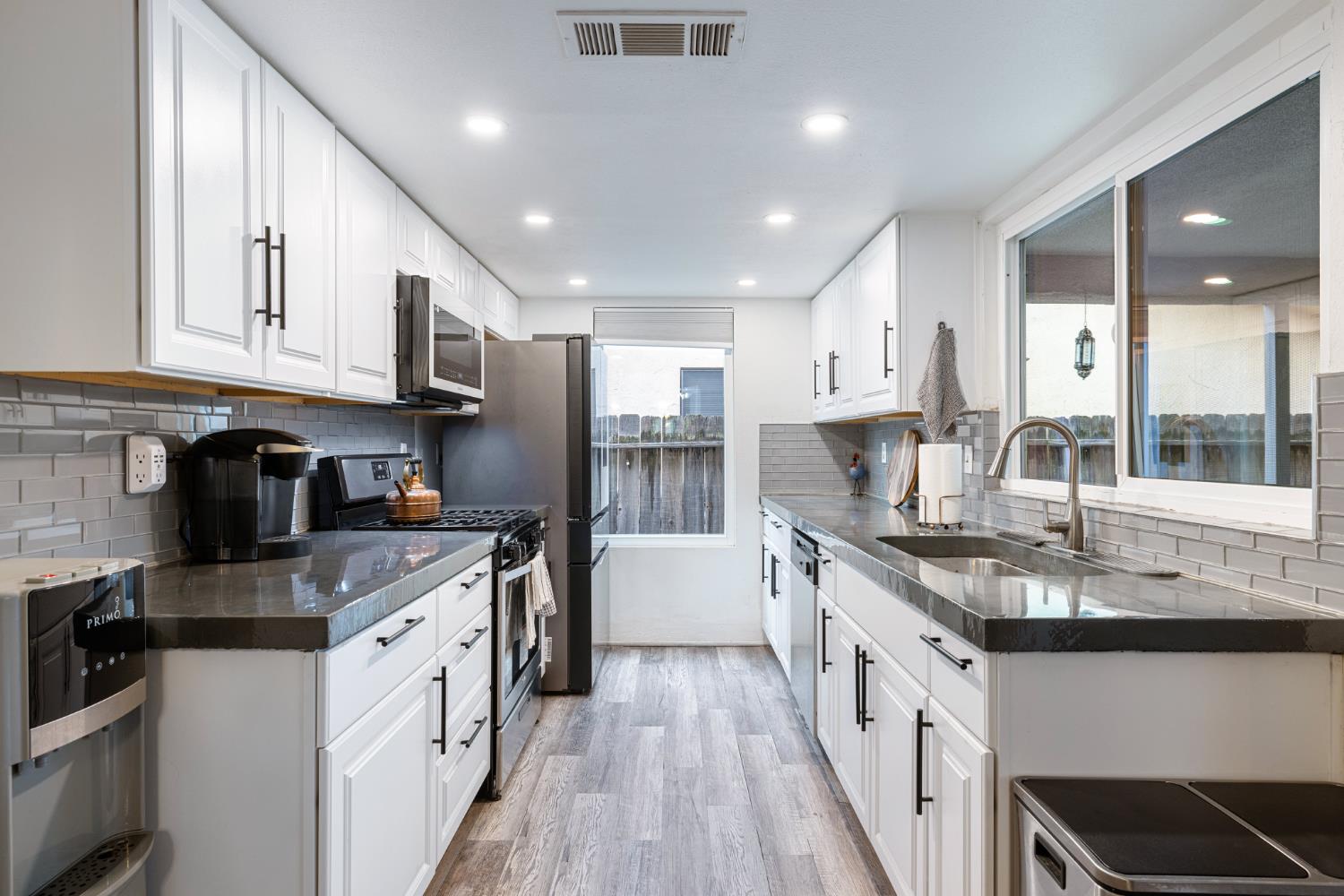 4091 N Katy Ave, Fresno, CA 93722