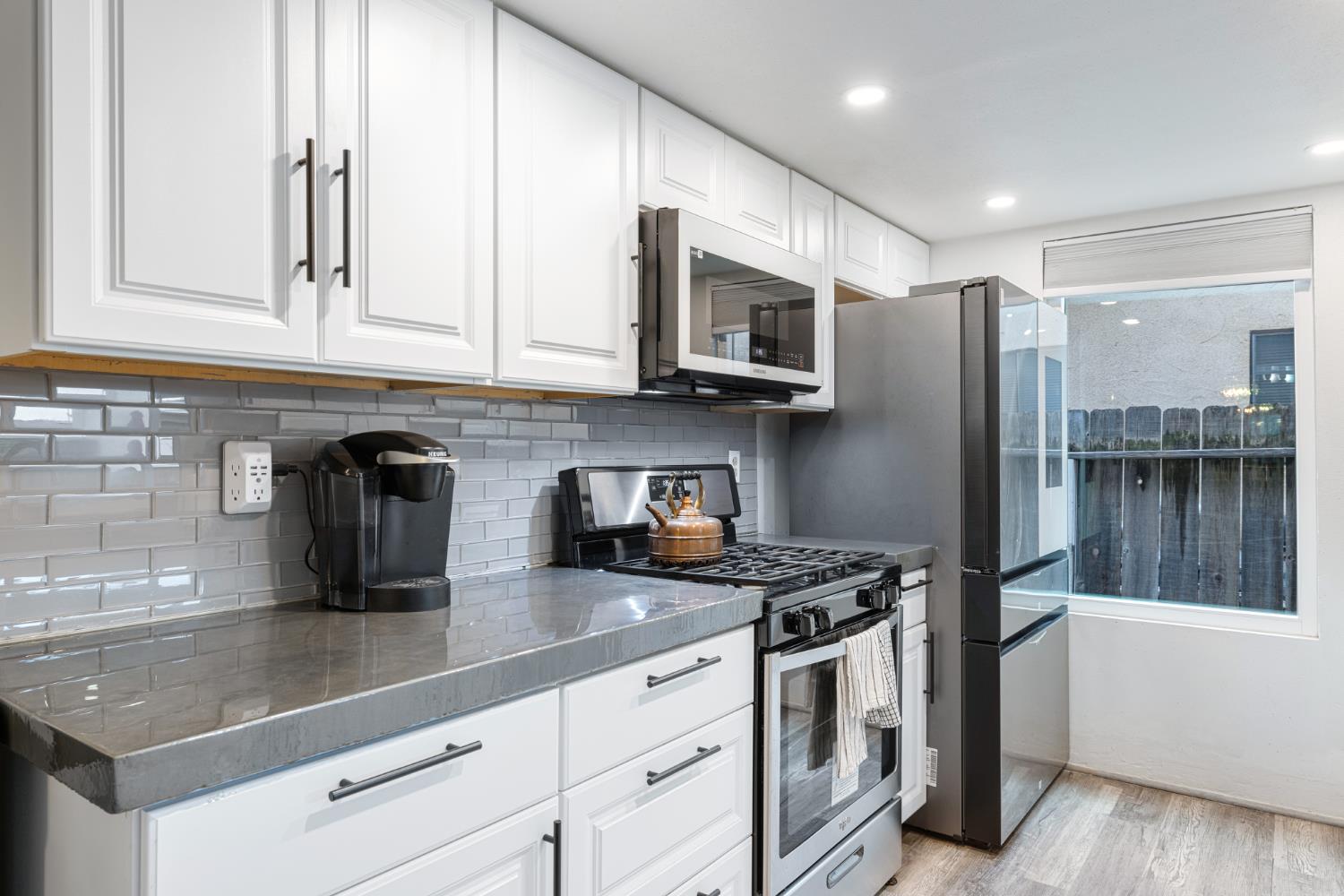 4091 N Katy Ave, Fresno, CA 93722