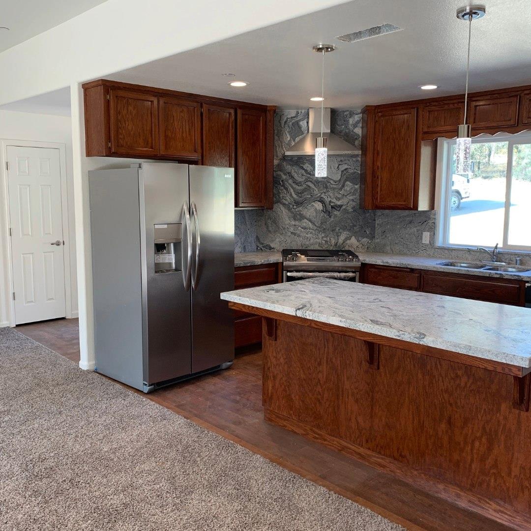 32247 Whispering Springs Ln, Tollhouse, CA 93667