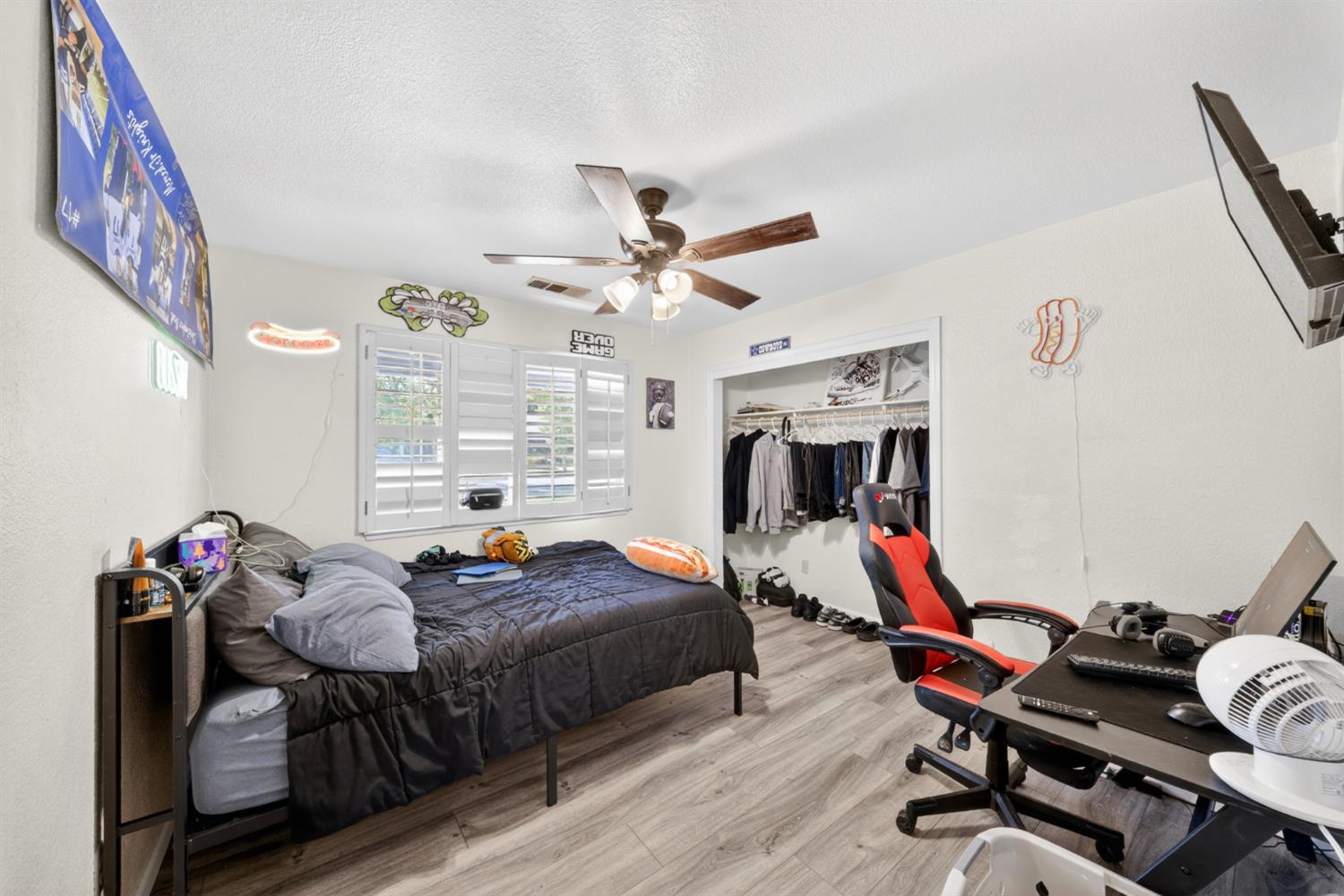 1120 Paseo Verde Dr, Merced, CA 95348