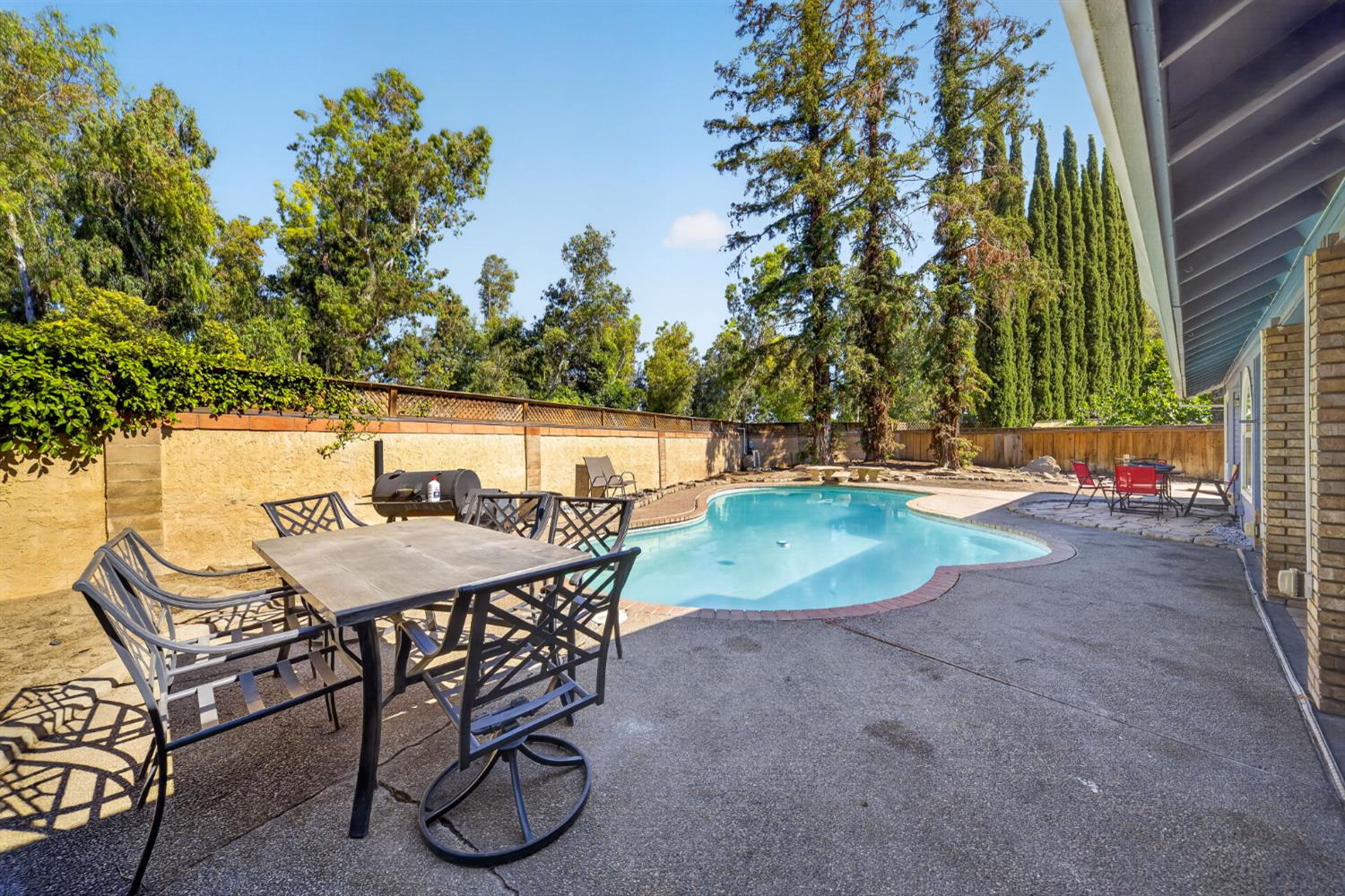 1120 Paseo Verde Dr, Merced, CA 95348