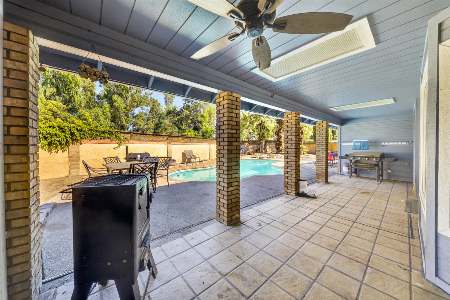 1120 Paseo Verde Dr, Merced, CA 95348
