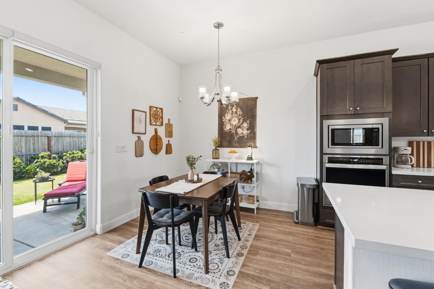 2100 Azalea St, Kingsburg, CA 93631