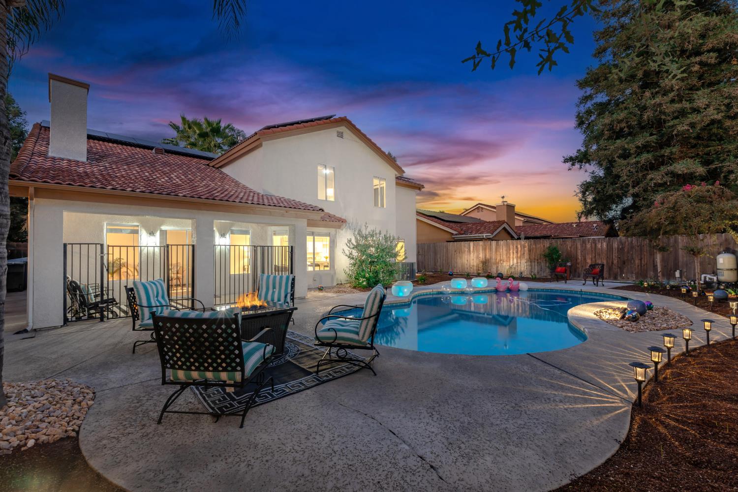 1839 E Cole, Fresno, CA 93720