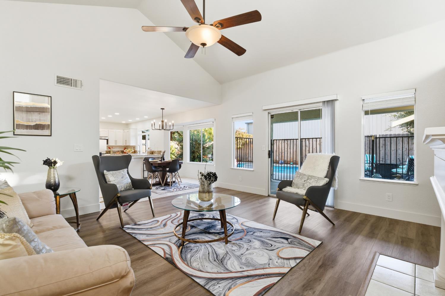 1839 E Cole, Fresno, CA 93720