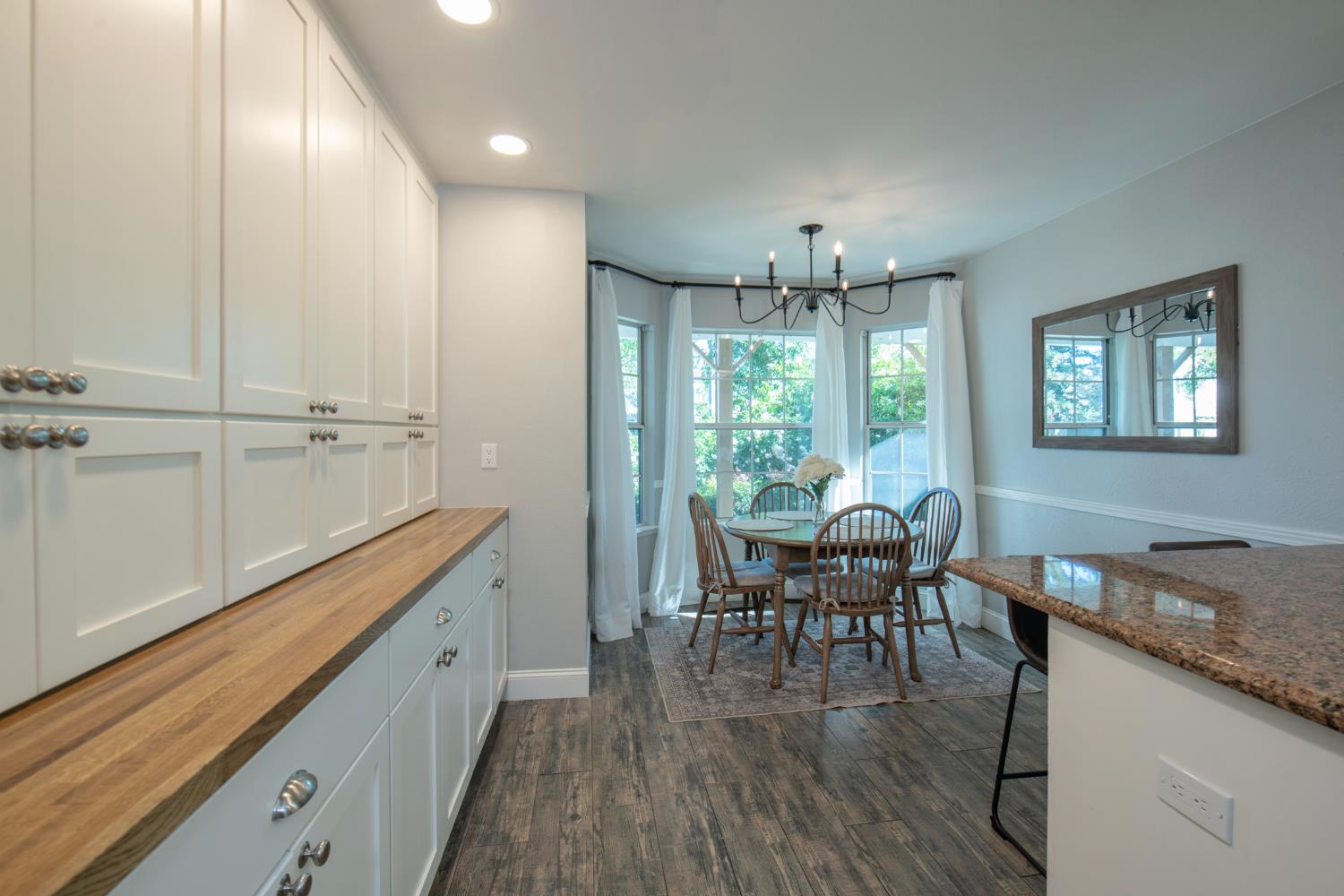 2064 Spruce Ave, Clovis, CA 93611